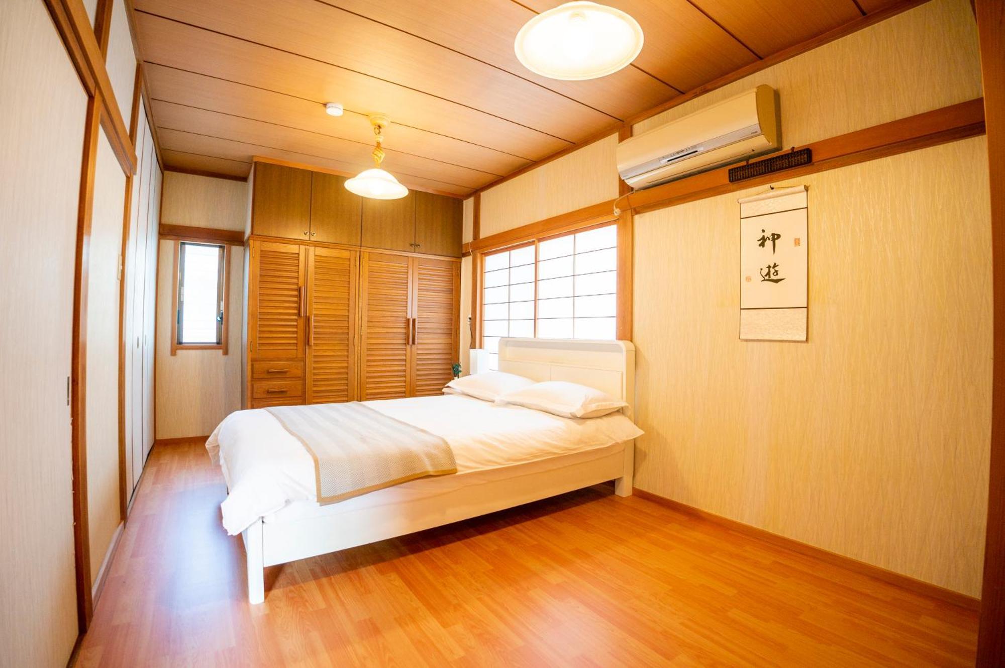 Vila Family Or Business Travel 20 Percent Off 20 Guests 144sqm Free Ikebukuro Shuttle 2 Kitchens Bathrooms 4 Bedrooms Prefektura Tokio