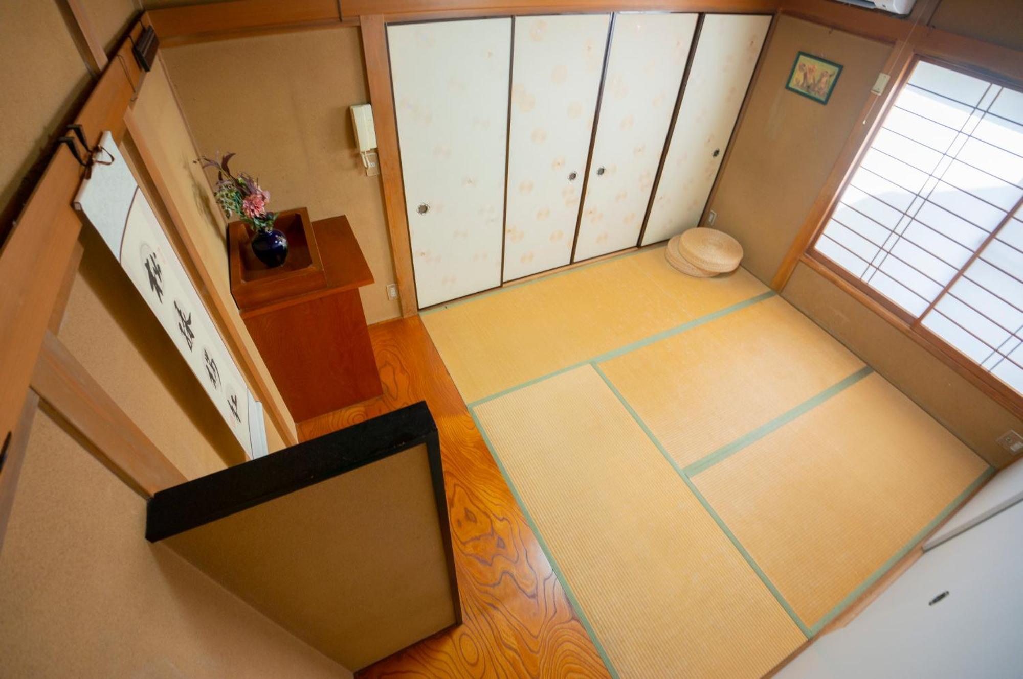 Family Or Business Travel 20 Percent Off 20 Guests 144sqm Free Ikebukuro Shuttle 2 Kitchens Bathrooms 4 Bedrooms Vila