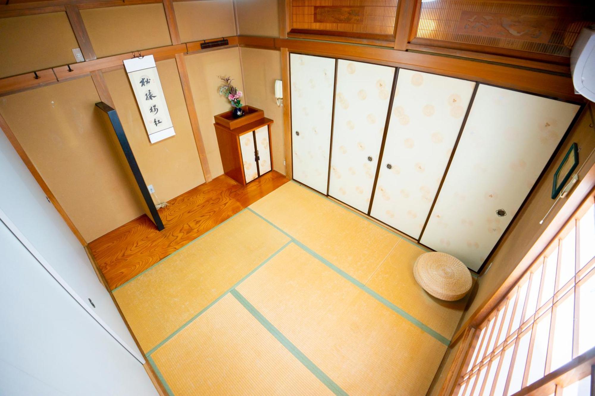 Vila Family Or Business Travel 20 Percent Off 20 Guests 144sqm Free Ikebukuro Shuttle 2 Kitchens Bathrooms 4 Bedrooms
